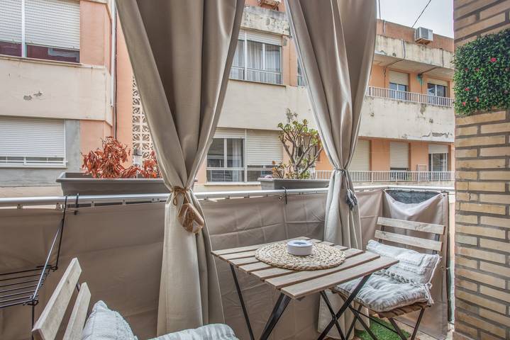 Ferienwohnung für 4 Personen, mit Balkon an der Costa de Valencia