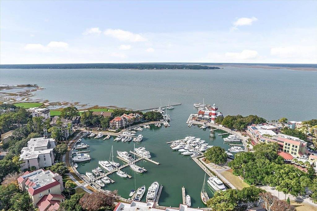 Ganze Wohnung, Lighthouse Tennis 2383 | Lagoon View, Pool Access! in Sea Pines Plantation, Sea Pines