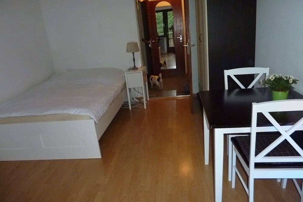 Ganze Wohnung, Gemütliches App Voll Ausgestattet 3 min zur S-Bahn neu renoviert mit balkon in Olching, Oberbayern