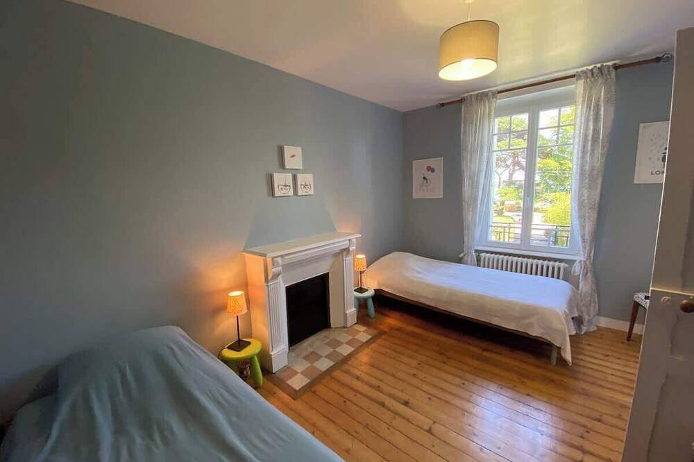 Carantec family home with garden for 6 in Carantec, Ceinture Dorée