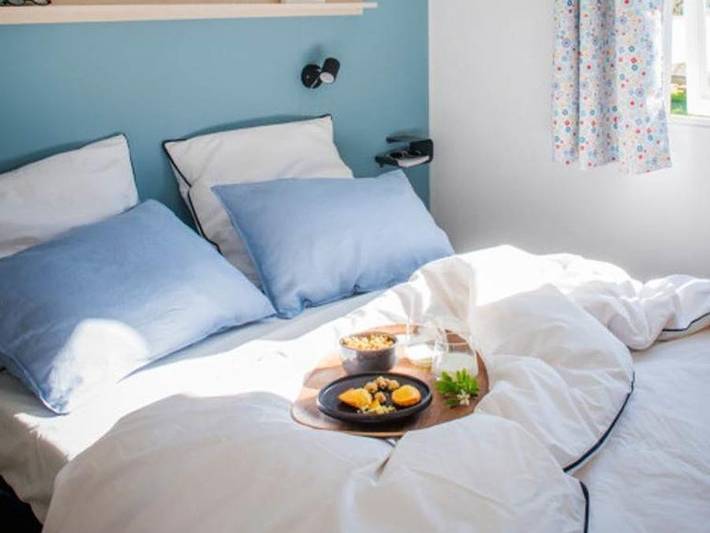 Camping Amélia - Mobilheim 2 personen - Saphir 18m² + überdachte Terrasse + Klimaanlage in Amélie-les-Bains-Palalda, Mittelmeerküste (Frankreich)