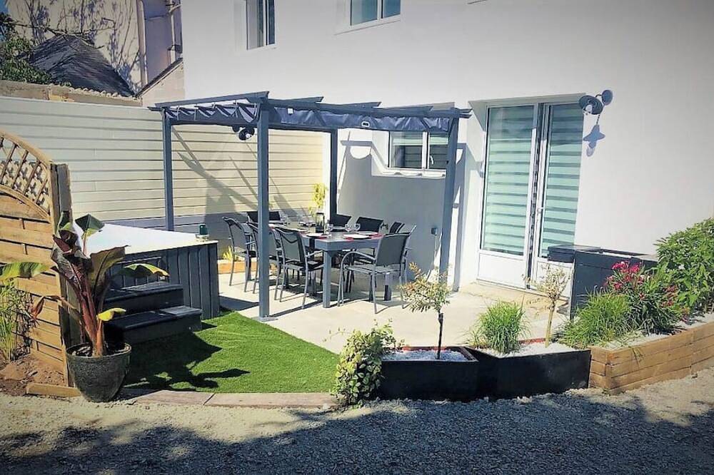 Charmante maison à 2 pas de l'océan avec Spa in Névez, Région de Quimper