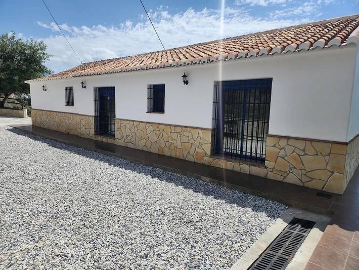 Villa Gabriel avec piscine privée in Canillas de Albaida, Cordillera Penibética