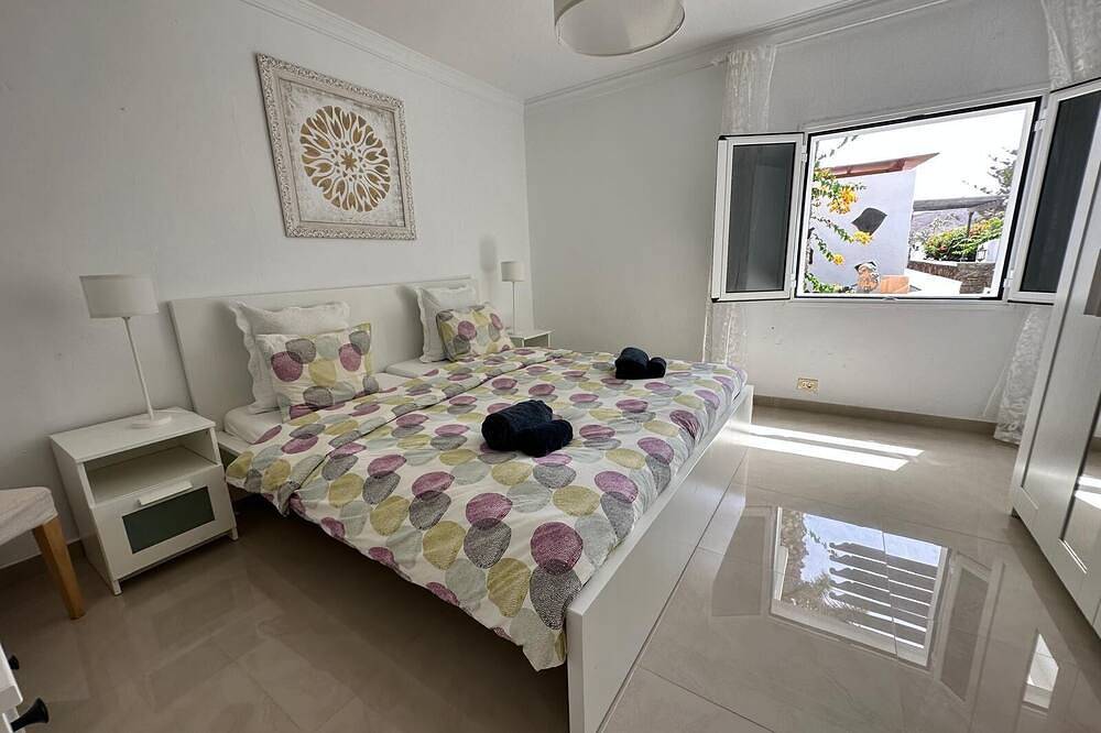 Villa Sol mit drei Schlafzimmer im -Fkk Dorf Charco del Palo, Lanzarote in Charco del Palo, Haría