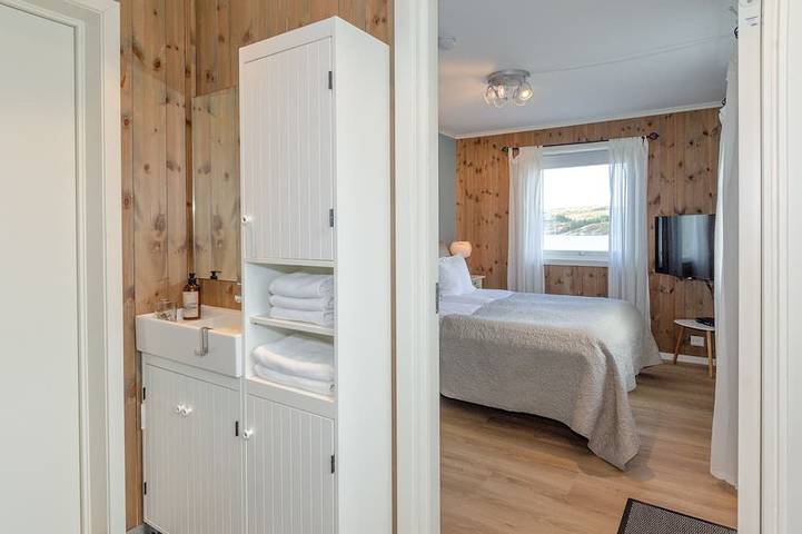 Neue Hütte am Meer Küste, fahren nur 40 Minuten von der Stadt Bergen in Sund