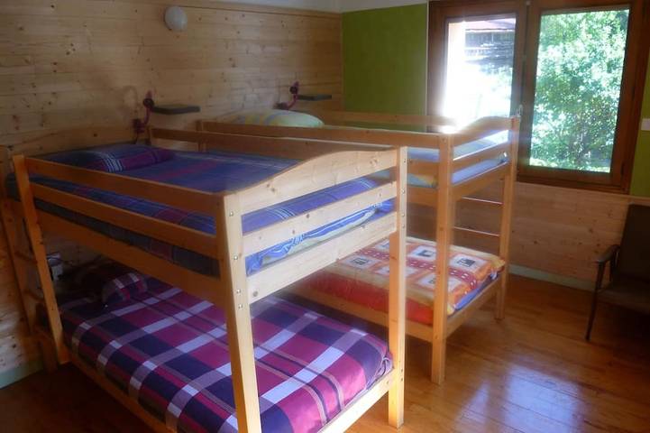 Location de vacances pour 11 personnes, avec jardin ainsi que balcon et sauna à Saint-Michel-de-Maurienne - 4