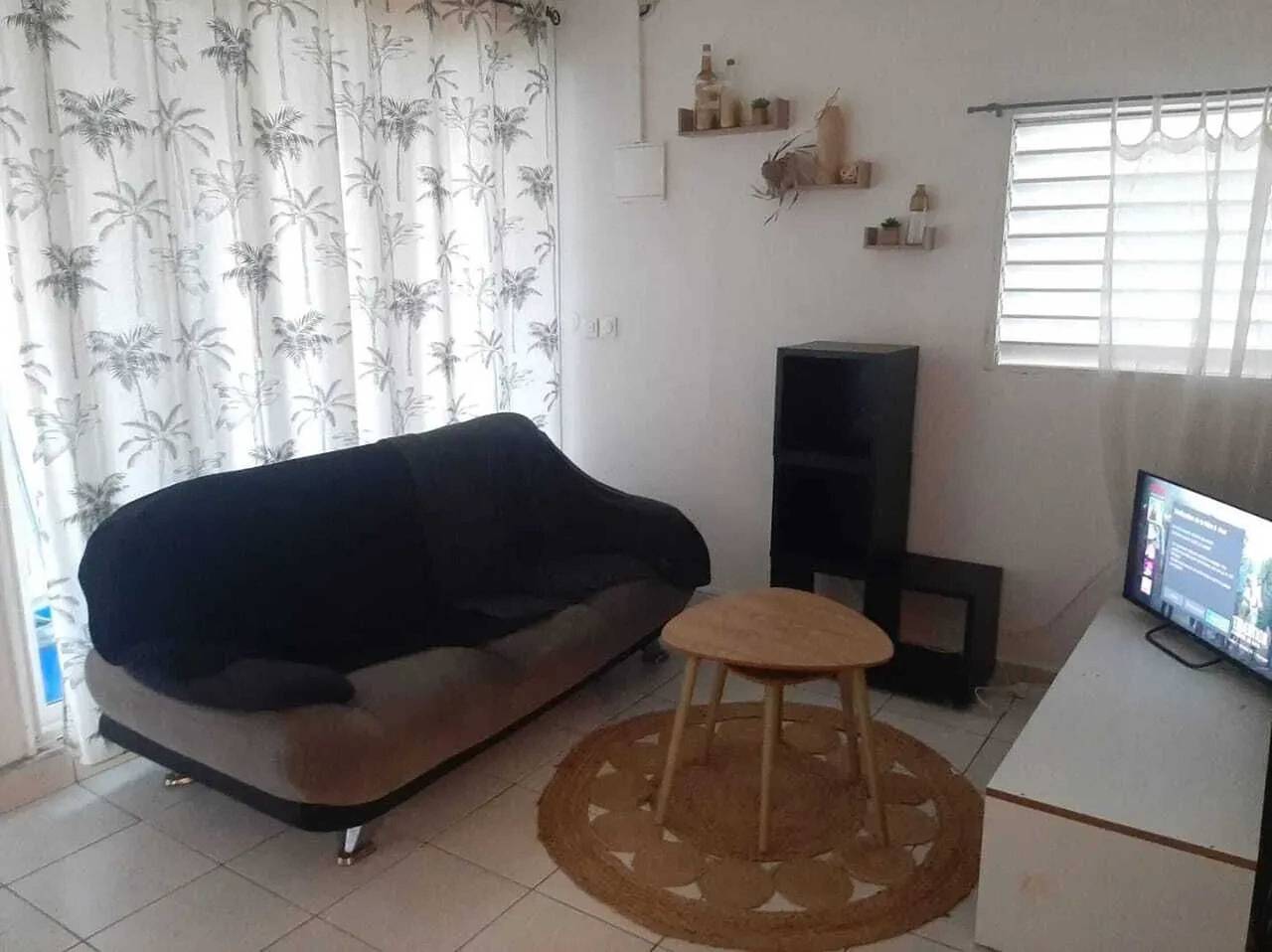 Estudio entero, Estudio acogedor en Les Abymes, 25 m² con terraza in Les Abymes, Guadalupe