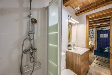 Apartahotel para 2 Personas en Malasaña, Madrid, Foto 3