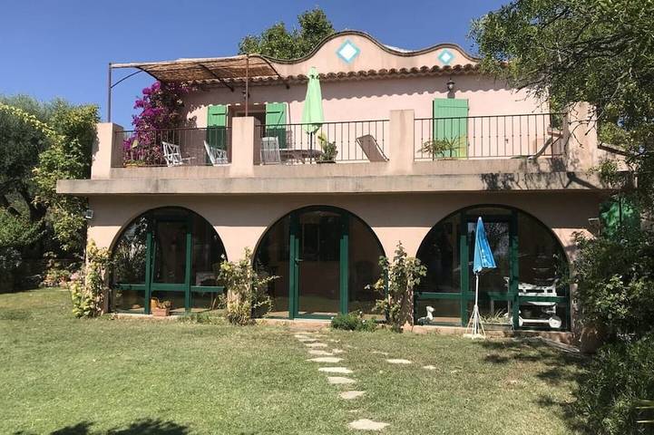 Maison de vacances pour 5 personnes, avec jardin, animaux acceptés à Sanary-sur-Mer