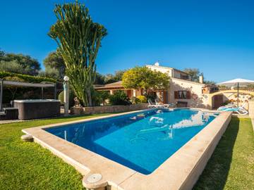 4 km von Alcúdia: Rustikale, komfortable Finca Ca Na Guerrera in Alcúdia, Mallorca Norden für 7 