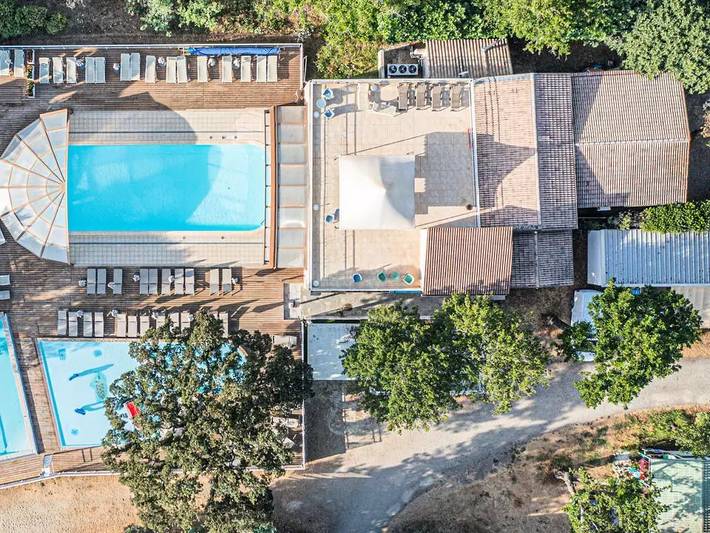 Chalet pour 4 personnes, avec terrasse et sauna, animaux acceptés en Corse - 3