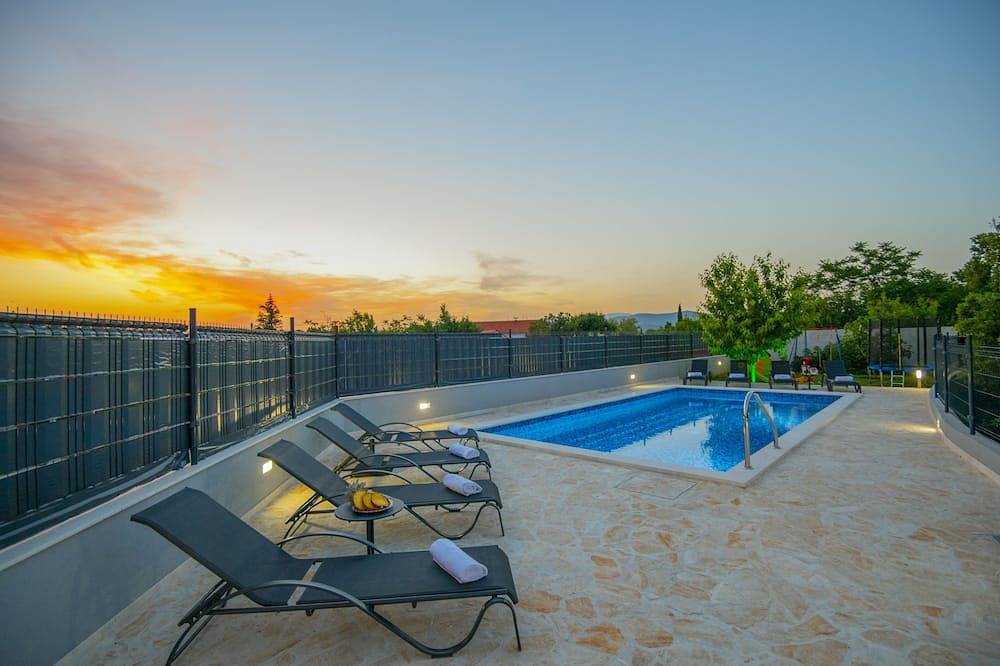 Ferienhaus Villa \"Mile\" in Makarska Riviera