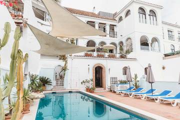 Casa rural para 34 personas, con terraza y jardín en Gaucín