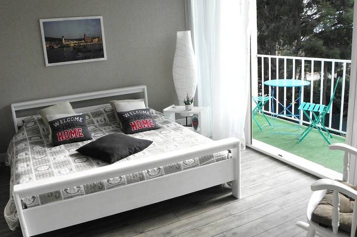Maison d’hôte pour 2 personnes, avec Jardin à la La Ciotat
