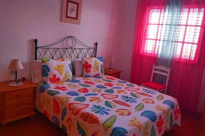 Gîte pour 5 personnes, avec balcon et jardin dans Alojera - 2