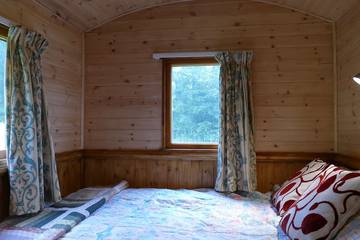 Glamping for 2 People in Gwynedd, North-Wales, Photo 1