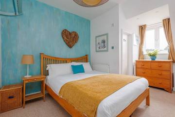 Glamping for 2 People in Bournemouth, South West England, Photo 1