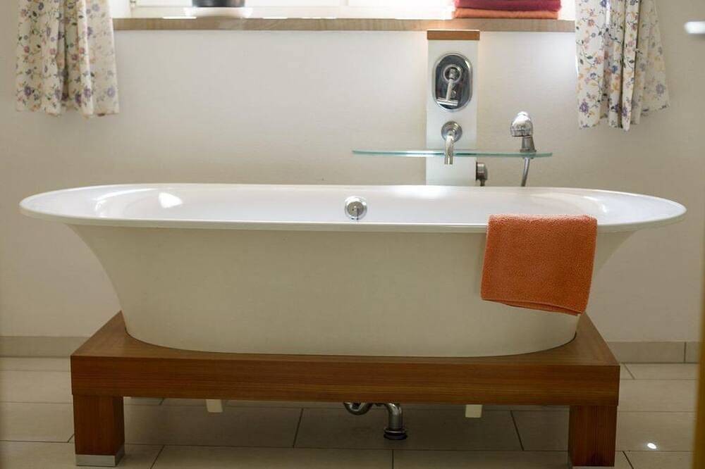 Ferienhaus Sonnenblume - bis 12 Personen - Ferien auf dem Nengshof in Wißmannsdorf, Eifelkreis Bitburg-Prüm