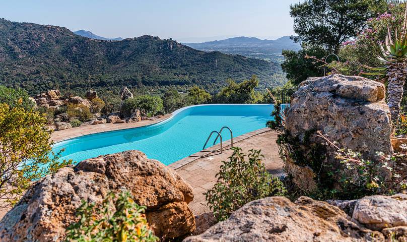 Casa vacanza per 4 persone, con giardino, con animali domestici in Sud della Sardegna