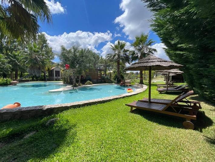 Parque de vacaciones para 2 personas, con piscina además de jardín y vistas en Distrito de Braga - 2