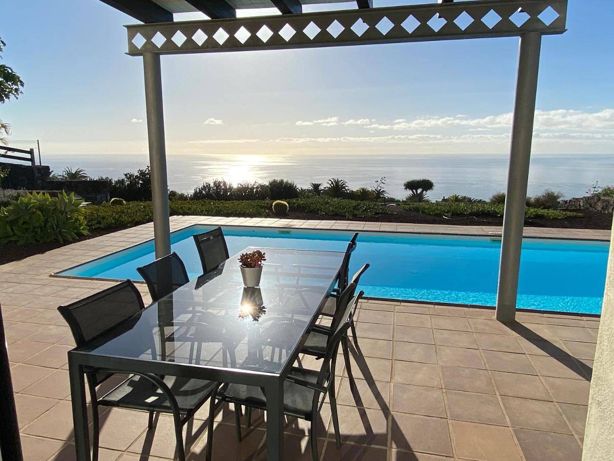 Three-Bedroom Villa in Playa de Santiago, San Sebastián de la Gomera