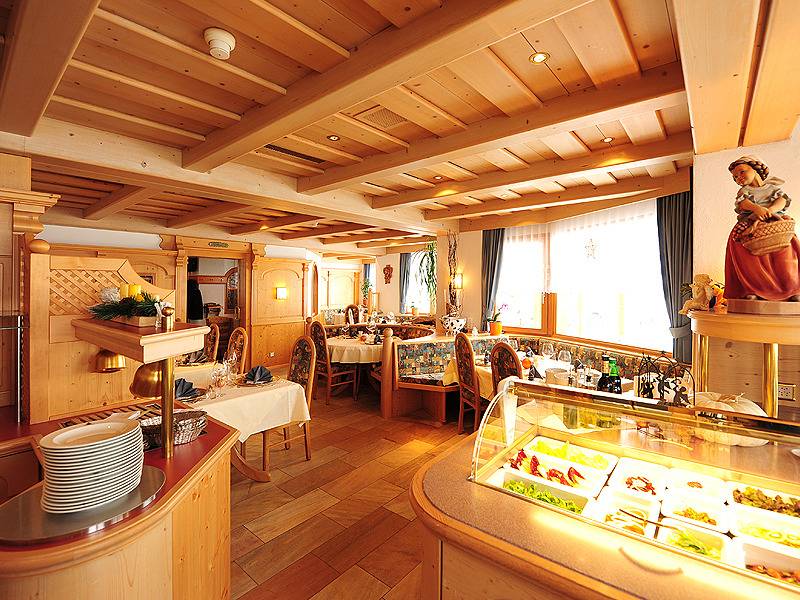 Alpin Sporthotel Bündnerhof - Double room with shower/Wc, southeast in Samnaun-Dorf, Samnaun