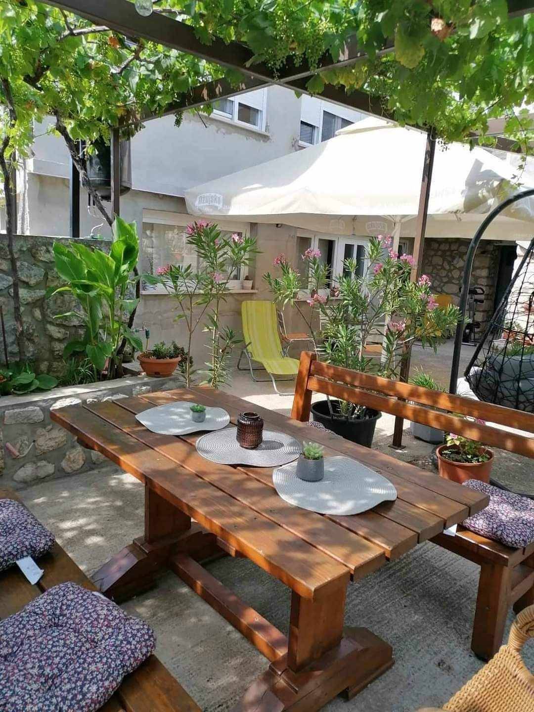 Ganze Wohnung, 1-Zimmer-Ferienwohnung mit Terrasse Bribir, Novi Vinodolski A-23380-a in Bribir, Primorje-Gorski Kotar