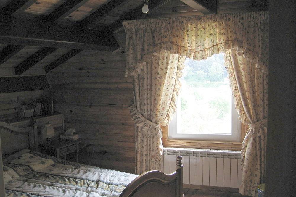 Chateau / Country House in Nant, Parc naturel régional des Grands Causses