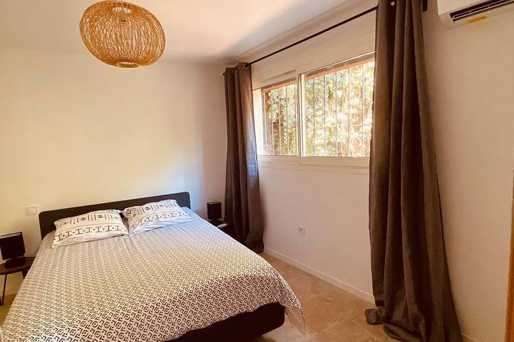 Gîte pour 6 personnes, avec jardin et terrasse dans Port du Cros de cagnes - 2