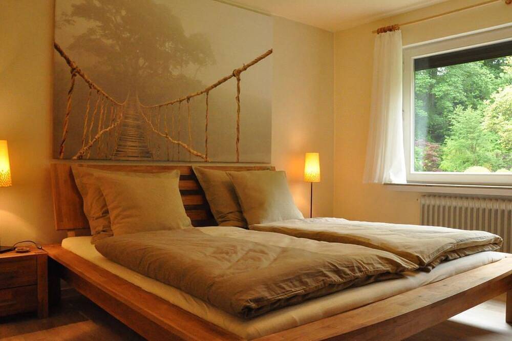 Ganze Wohnung, Ferienwohnung Amselnest - Ferienwohnung am Bach in Lügde, Kreis Lippe