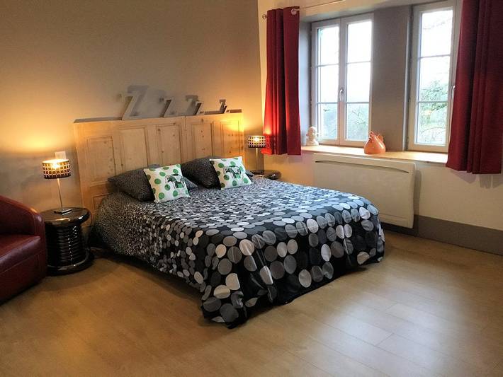 Chambre d’hôte pour 2 personnes, avec jardin dans le Jura - 2