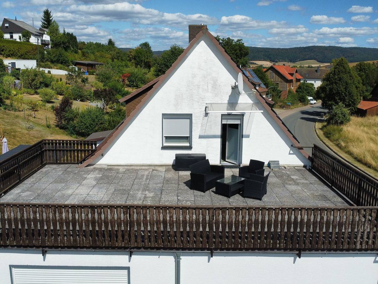 Ganze Ferienwohnung, Ferien- & Monteurswohnung mit großer Terrasse nahe Edersee - Ferienwohnung Haasenbau in Edertal, Waldecker Land