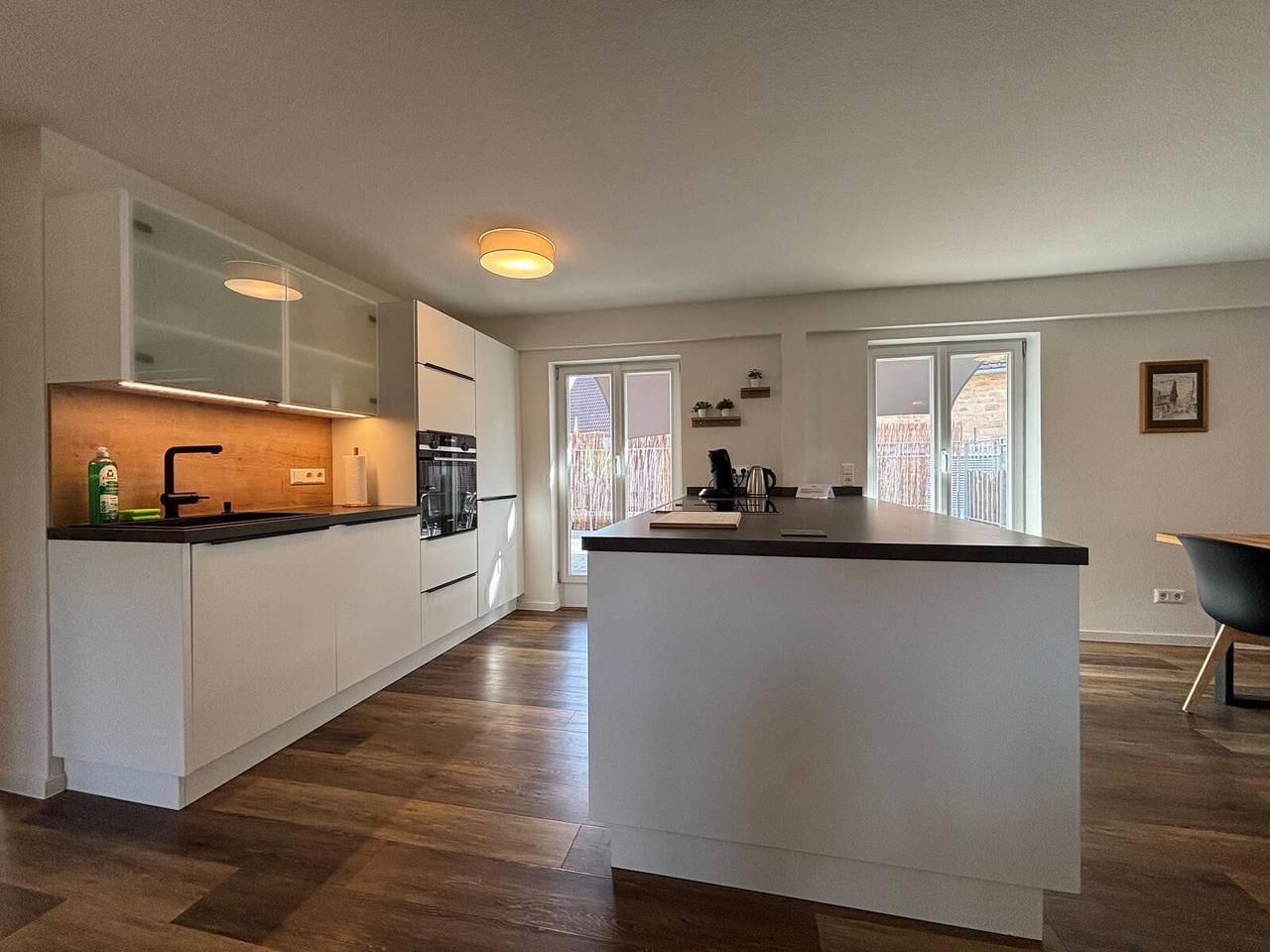 Ganze Wohnung, Aposto Apartments Am Marktplatz 13 mit privater Terrasse und Wlan in Oberderdingen, Kraichgau