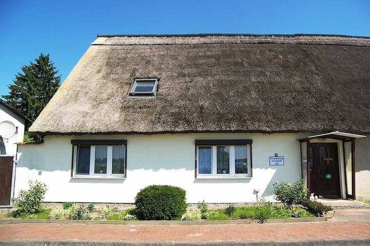 Cottage für 6 Personen, mit Pool und Garten sowie Terrasse - 1