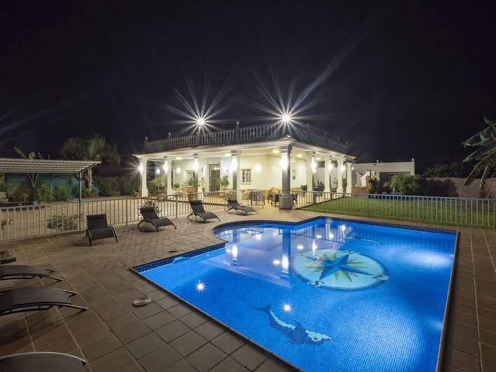 Casa rural para 10 personas, con terraza y jardín, Familias con niños en Alhaurín el Grande - 3