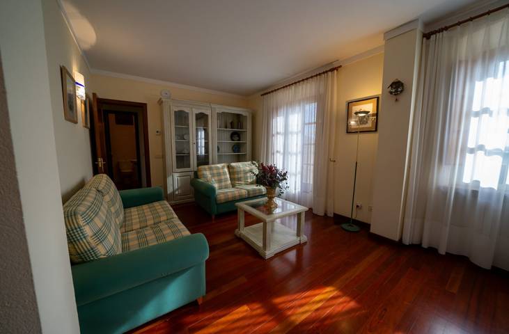 Gîte pour 6 personnes, avec balcon ainsi que piscine et jardin à Bellcaire d'Empordà - 3