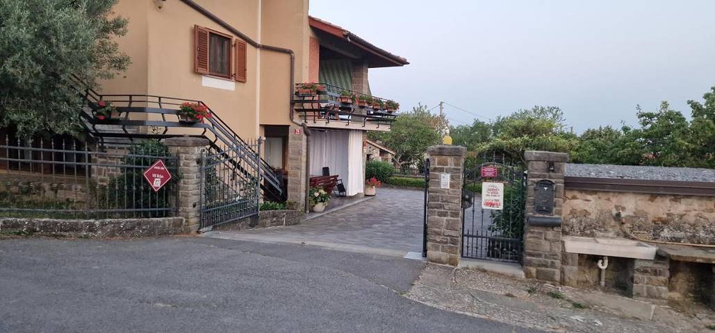 Ferienwohnung für 4 Personen, mit Ausblick und Garten