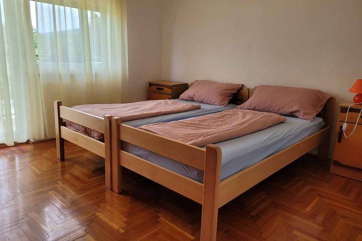 Ganze Wohnung, Ferienwohnung mit Balkon in Plomin, Ostküste Istrien