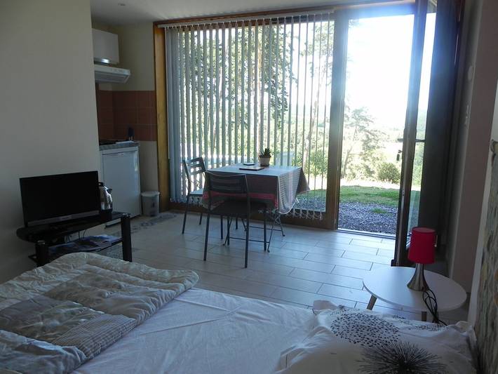 Studio pour 2 personnes, avec jardin en Haute-Loire - 2