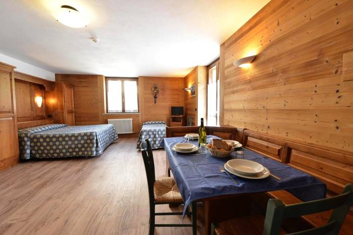Location de vacances pour 3 personnes, avec terrasse et vue, animaux acceptés à Cogne - 4