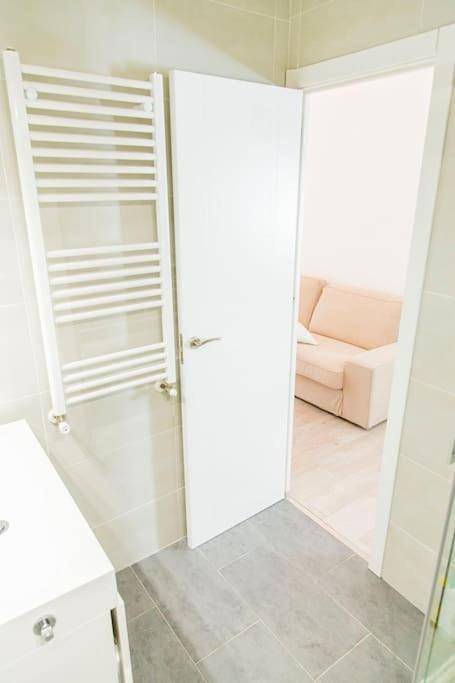 Apartamento entero, Céntrico apartamento bien ubicado para 5, 3 Hab in Alcobendas, Provincia de Madrid