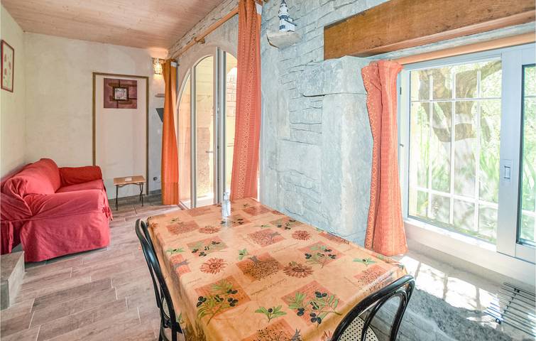 Gîte pour 2 personnes, avec jardin ainsi que piscine et terrasse, animaux acceptés à Nyons - 4