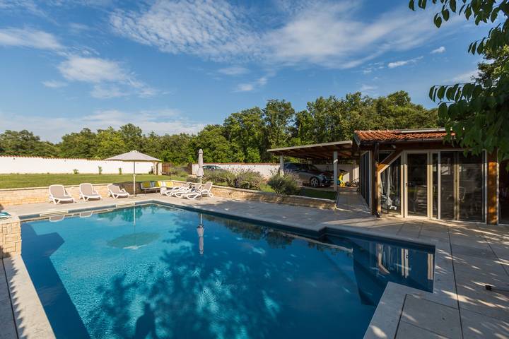 Ferienhaus für 6 Personen, mit Pool