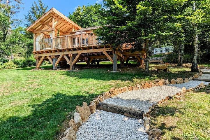 Gîte pour 2 personnes, avec Terrasse et Jardin à La Bussière-sur-Ouche