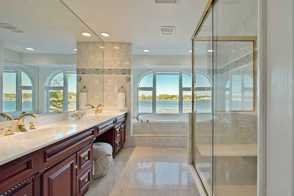 Amazing Getaway ~ Privatstrand, schöne Waterfront & Whirlpool in Branford (CT), Connecticut