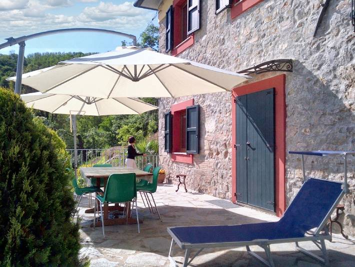 Location de vacances pour 5 personnes, avec terrasse à Barga