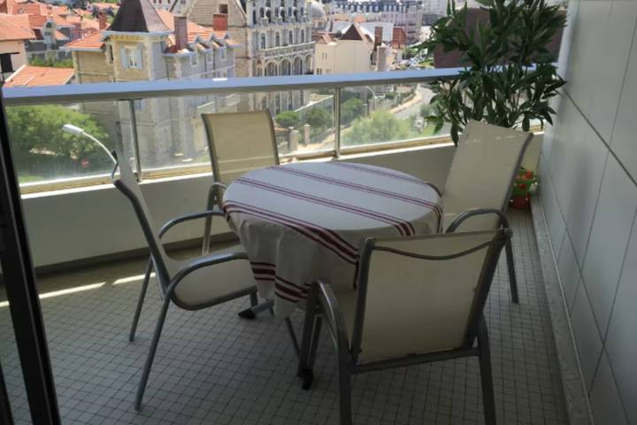 Gîte pour 2 personnes, avec balcon dans Plage du Miramar - 2