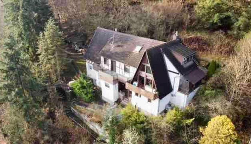 Ferienhaus für 4 Personen, mit Balkon und Whirlpool sowie Terrasse und Garten in Frankenberg (Eder) - 2