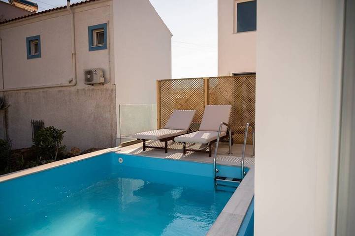 Villa for 5 people, with terrace in Samos