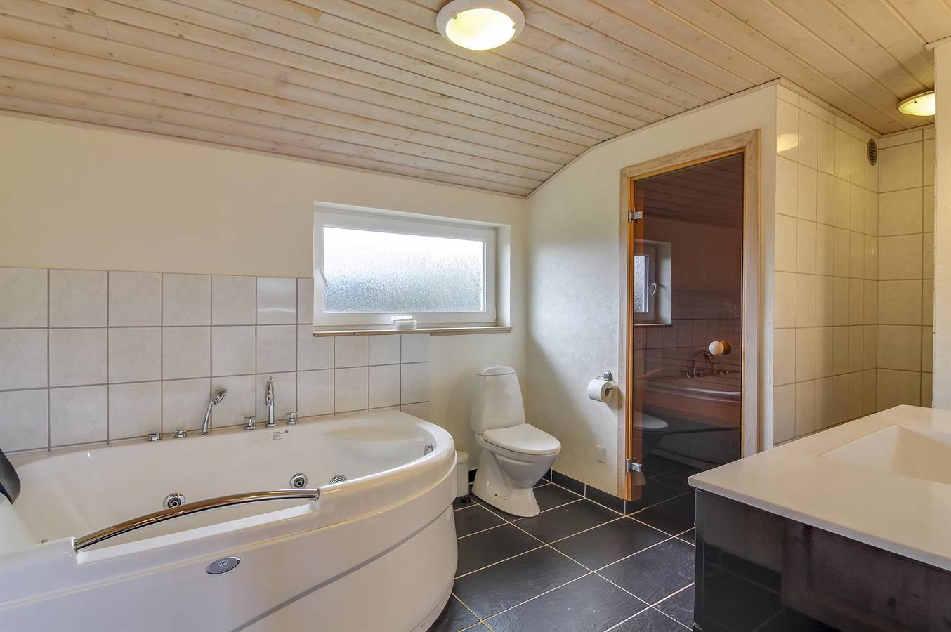 Beautiful home in Løkken w/ Sauna, Wifi and 4 Bedrooms in Løkken, Hjørring und Umgebung